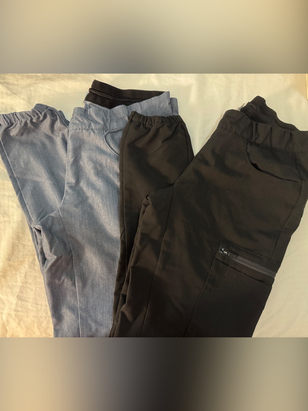 Figs Women’s Scrub Pants in Black and Heather Blue
